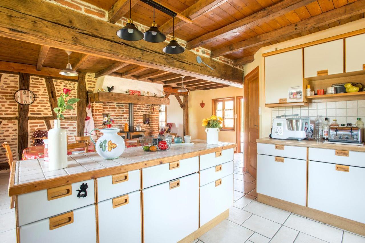 La Maison Du Bonheur Saint-Martin-en-Bresse Luaran gambar