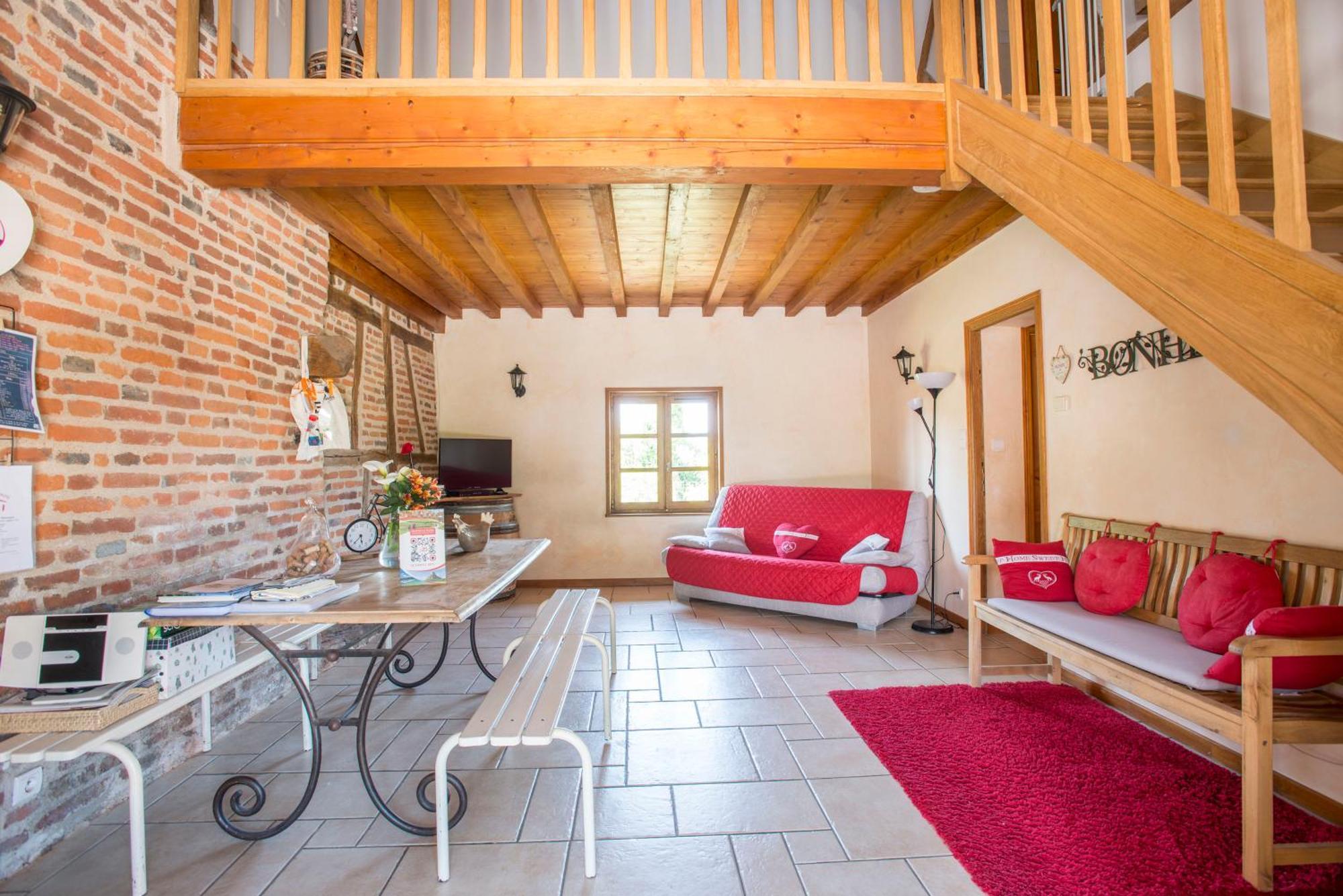 La Maison Du Bonheur Saint-Martin-en-Bresse Luaran gambar