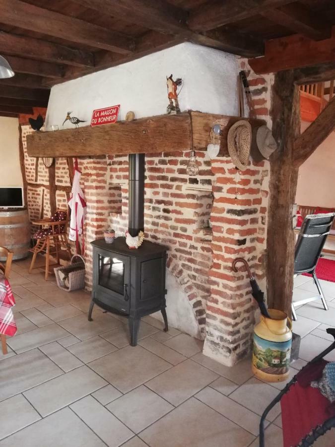 La Maison Du Bonheur Saint-Martin-en-Bresse Luaran gambar